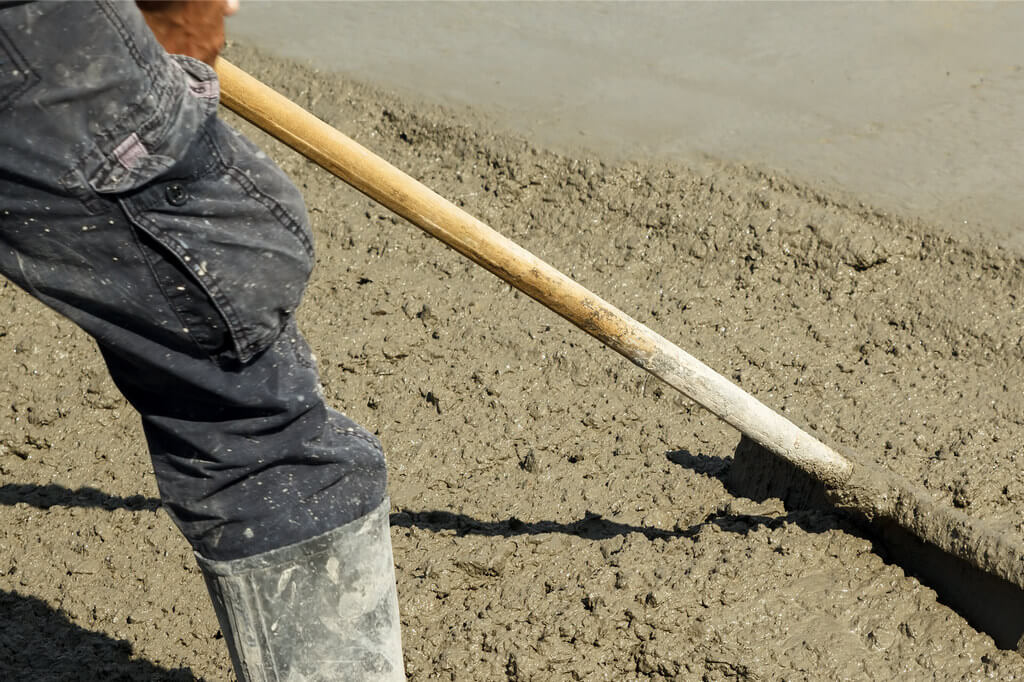 concrete-resurfacing-shovel