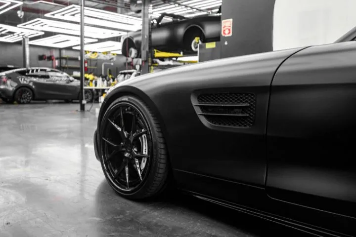 epoxy flooring for automotive shops